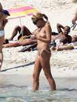 hires beach beauty nudist