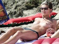 I LOVE TO GO ON NUDE BEACH AND SEE ASSES AND PUSSIES.