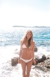 i love take pic on nude beach; puusy and ass