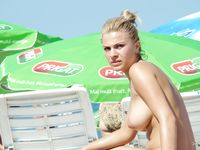 Beach Voyeur: Topless Dans Le Sud