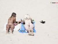 Lovely nudist teens on the plage
