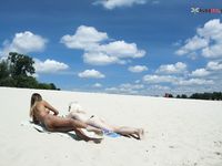 Lovely nudist teens on the plage