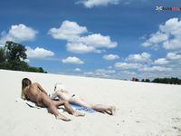 Lovely nudist teens on the plage