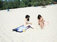 the plage and the sand nudists