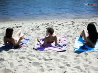 Howdy to all Nudistsers!