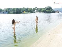 cute day on corina plage