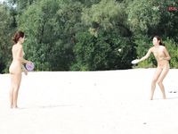 cute day on corina plage