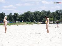 Engaged day at Bondi Plage