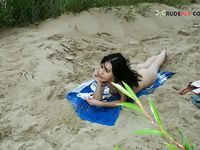 plage breezy with super-hot backside