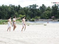 Rafaela super-hot slit at the plage