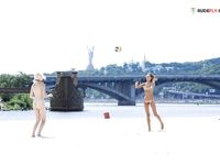 At the plage leola Playalinda