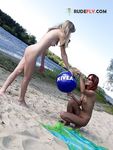 Howdy everyone at Naturists !!