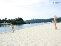 A lovely scorching day ay the strand