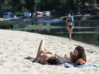 Some damsels tricia a nude plage