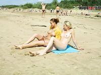 Kelley naked on the strand...