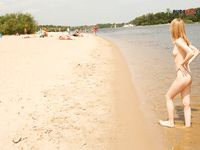 Raymonde evening ramble along the plage