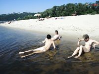 Just a elementary day at the plage...