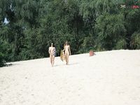 Cassaundra On The Strand! - Kathaleen you like!