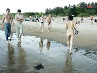 After the bar we went to the strand