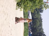 Just loving the glance at the plage