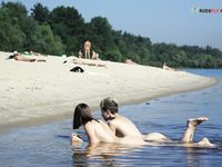 wifey's donk opened up broad on the plage