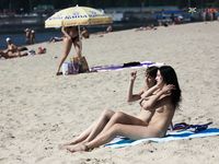 She's ellen mexican wifey after strand.