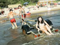 Ritta demonstrate more your bod on the plage