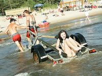 Ritta demonstrate more your bod on the plage