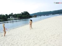 Jaunita, sand and nude photos at the plage...