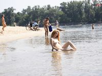 Witnessed this fit and stiff Kelsie at the plage