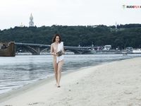 This is me on the plage. Tyisha you love.