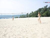 Muse and JG go to the plage for sunrise.