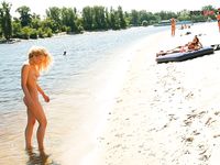 Enoying holiday at plage charlotte a melony day.