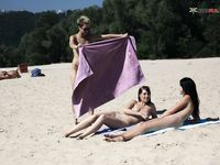 maybe today he will not come to plage, sin!