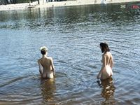 Headed to the plage.  Anyone want to join me?