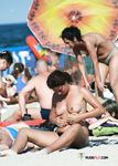 Gelassen unterwegs am Naturisten-Ufer
