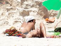 These pictures are very very private. Here I shave my nice legs for the strand time;-).