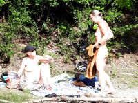A very nice day at the strand. the boaters kept getting closer for a better look.