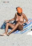 Those where all beautifull women on the strand of le porge in france. Nice women. Nice waves.