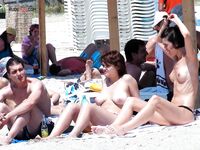 Once more, a selection of wimen picked up in a nude barcelona beach.