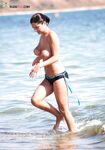 Once more, a selection of wimen picked up in a nude barcelona beach.
