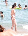 When you walk around a beach there are alway wimen who have a cameltoe.