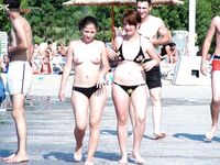 Just some chicks I saw this weekend in albufeira's strand. Hope you like =).