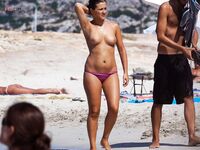 A quiet morning at the seaside, enjoying the deep peace of being nude. 5