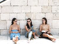 Somewhere Between Curiosity and Confidence 2