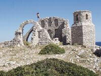 Somewhere Between Curiosity and Confidence 2