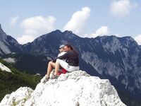 Somewhere Between Curiosity and Confidence 3