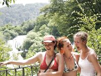 Somewhere Between Curiosity and Confidence 4